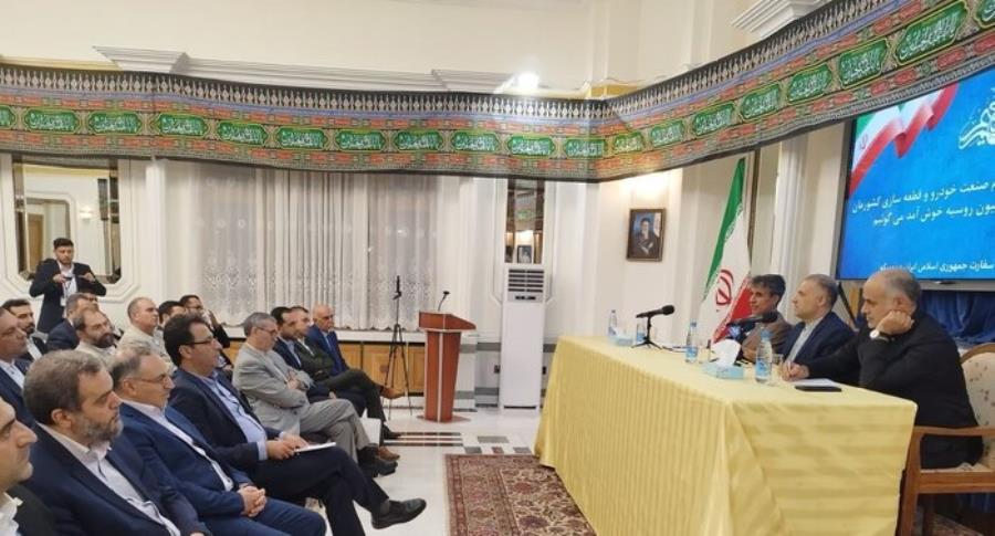 صنعتگران: تحقیر صنعت داخلی متوقف شود